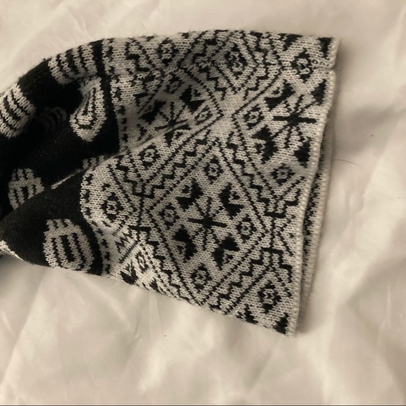 Asymmetrical Rectangle Open Cardigan Sweater - Picture 5 of 6